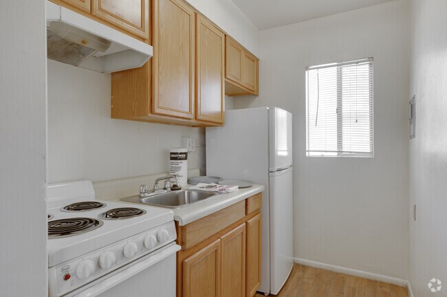 Camelback Properties, Phoenix, AZ 85013 - photo 7