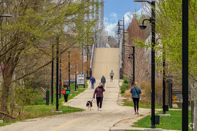 Maple Heights residents have easy access to Bloomington's B-Line.