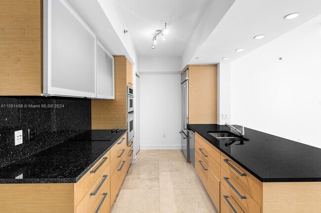 The Beach Club unit 1606, Hallandale Beach, FL 33009 - photo 5