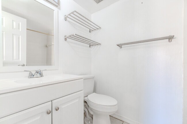 1515 Huntington Ln unit 922, Rockledge, FL 32955 - photo 5