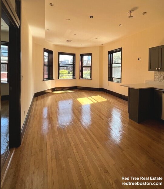 30 Gloucester St, Boston, MA 02115 - photo 5