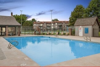 5900 Roose St, Lincoln, NE 68506