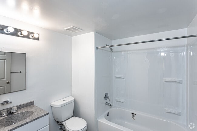 The Reserve at Heritage, Saint Louis, MO 63113 - photo 4