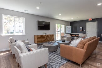 111-123 N 16th St, Purcellville, VA 20132