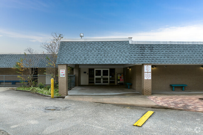 Welcome to the main entrance of Fairglen Elementary School.