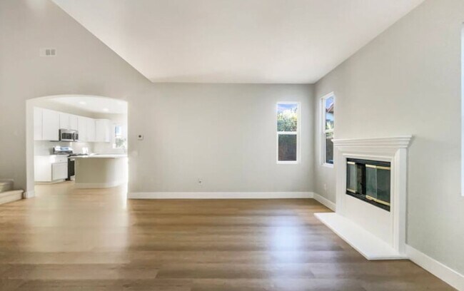 24130 Tango Dr, Valencia, CA 91354 - photo 6