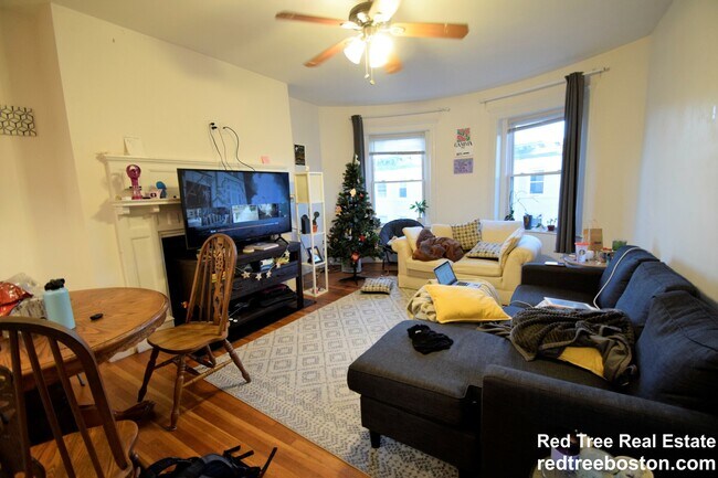 11 Saint Lukes Rd unit 1, Allston, MA 02134 - photo 2