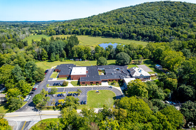 Students can attend Allamuchy Township Elementary School.