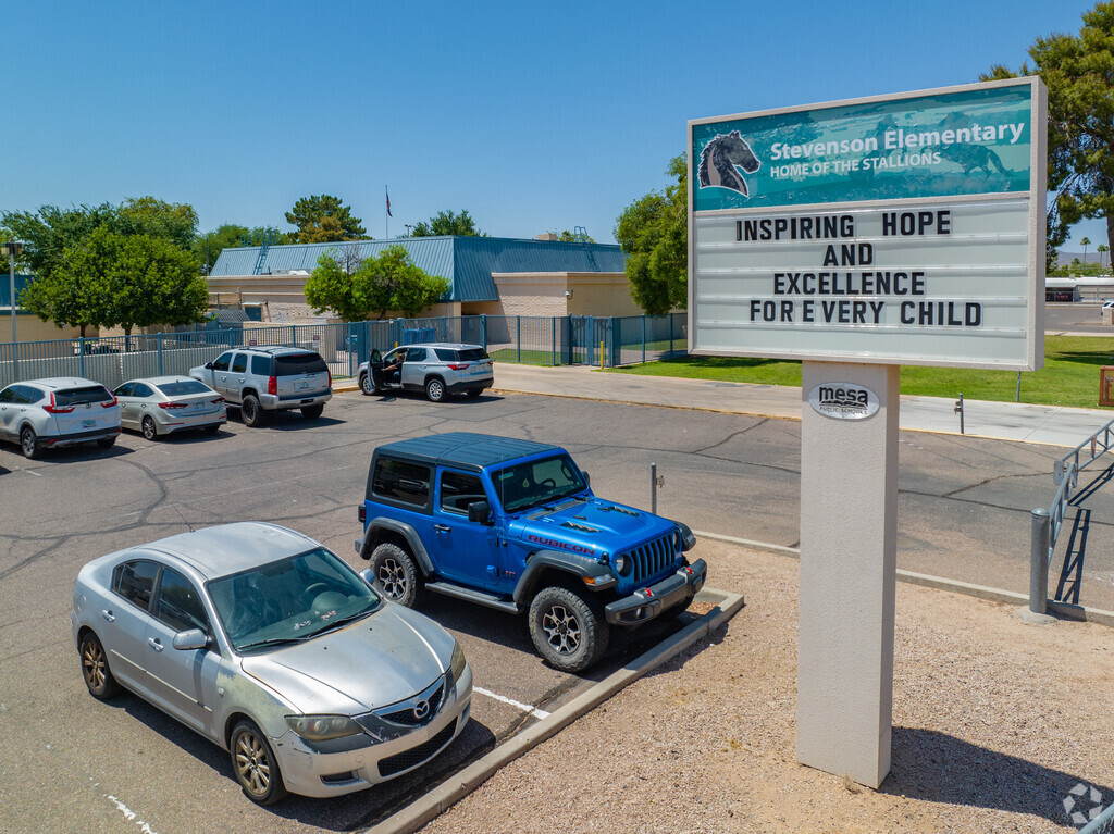 Stevenson Elementary School serves students in the Superstition Country neighborhood of Mesa.