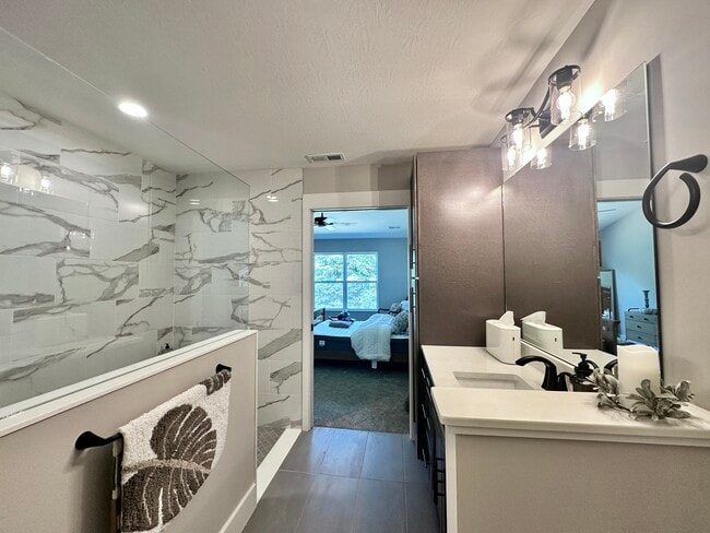 5017 Waterford Ln, Middletown, OH 45042 - photo 4