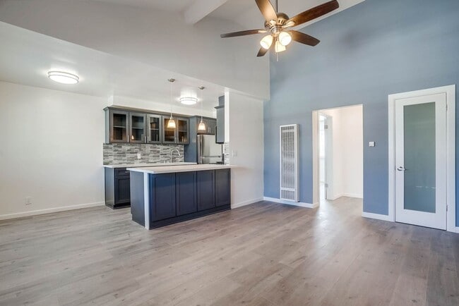 Mid-Century Property Amid South LA’s Vital Commercial Corridor, Los Angeles, CA 90043 - photo 4