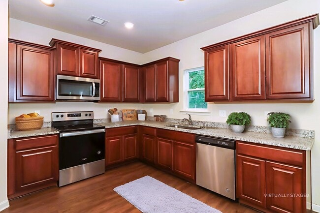 134 Innis Brk Cir, Cartersville, GA 30120 - photo 3