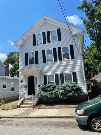 8 Bagley St Unit 2, Pawtucket, RI 02860
