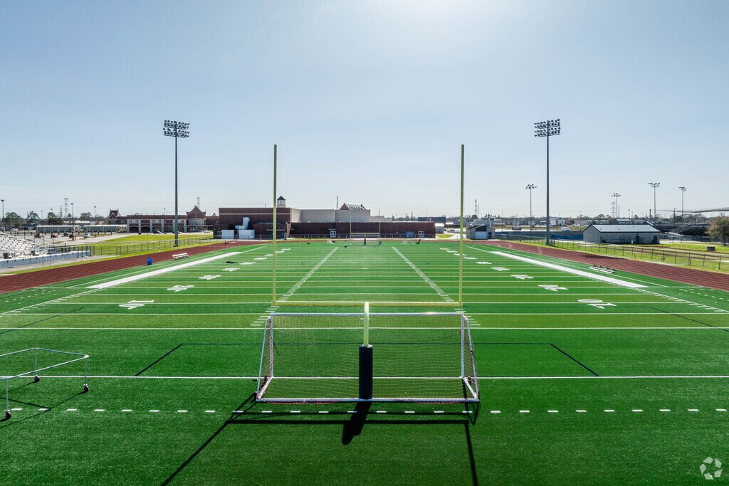 Manvel High School features a newly built stadium.