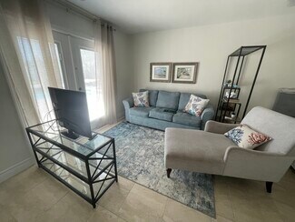 1111 Montezuma Dr Unit No Wake Zone, Bradenton, FL 34209
