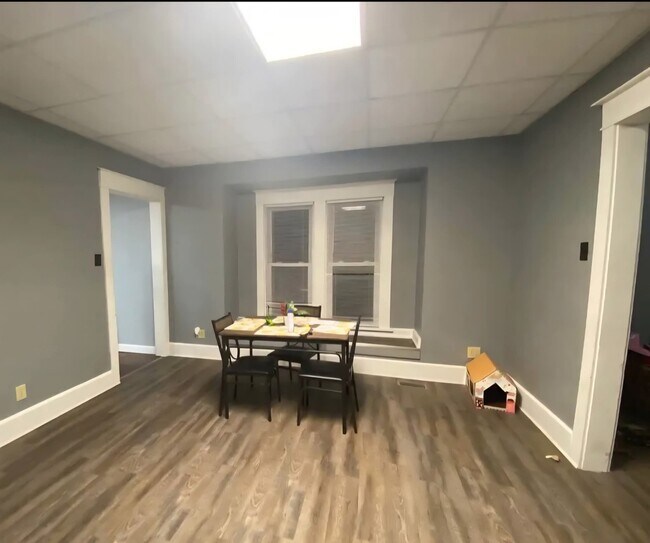 708 N Alameda Ave, Muncie, IN 47303 - photo 4