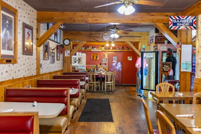 Feed Mill Restaurant has a warm meal for those who are staying and passing through Felicity.