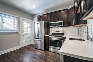 1014 E Pearson St, Milwaukee, WI 53202