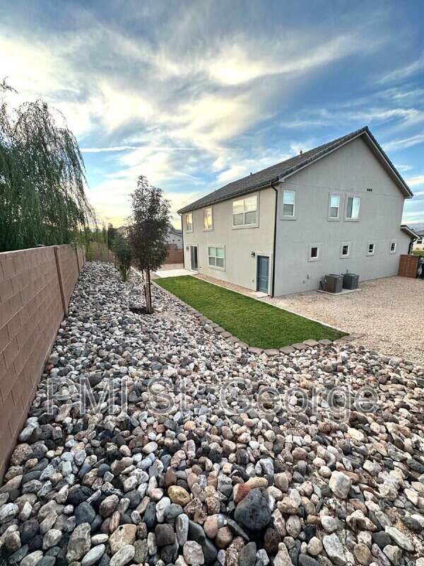 3226 E 2930 S, St. George, UT 84790 - photo 3