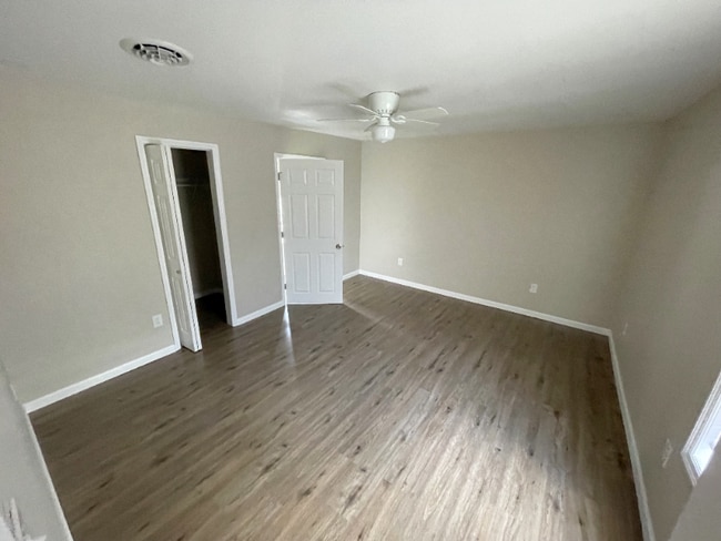 1222 6th Ave unit 2, Watervliet, NY 12189 - photo 3