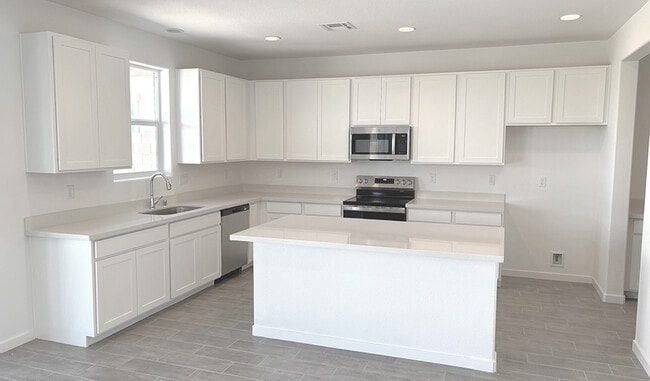 5712 Badlands Ln, Pahrump, NV 89061 - photo 2