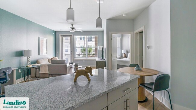 1619 N Frazier St unit 339, Conroe, TX 77301 - photo 3