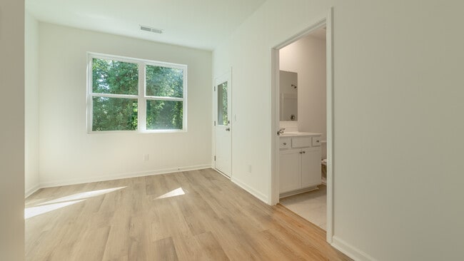 1330 Lakota SE, Atlanta, GA 30315 - photo 3