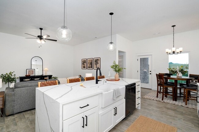 1413 E Riverton Rd, Nixa, MO 65714 - photo 3