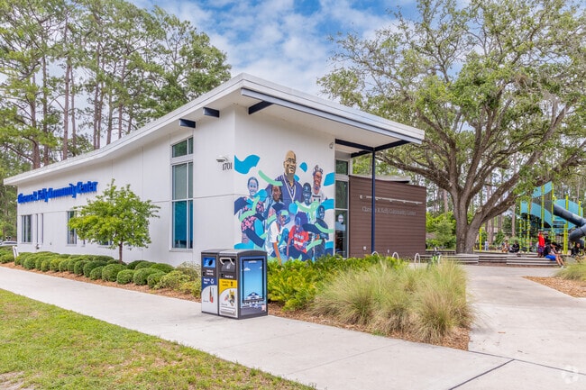 The Kelly Community Center in Duval and Eagle Eyes offers a convenient place for family fun in Duval and Eagle Eyes.