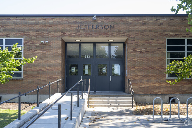 Jefferson Elementary School is very welcoming to new students.