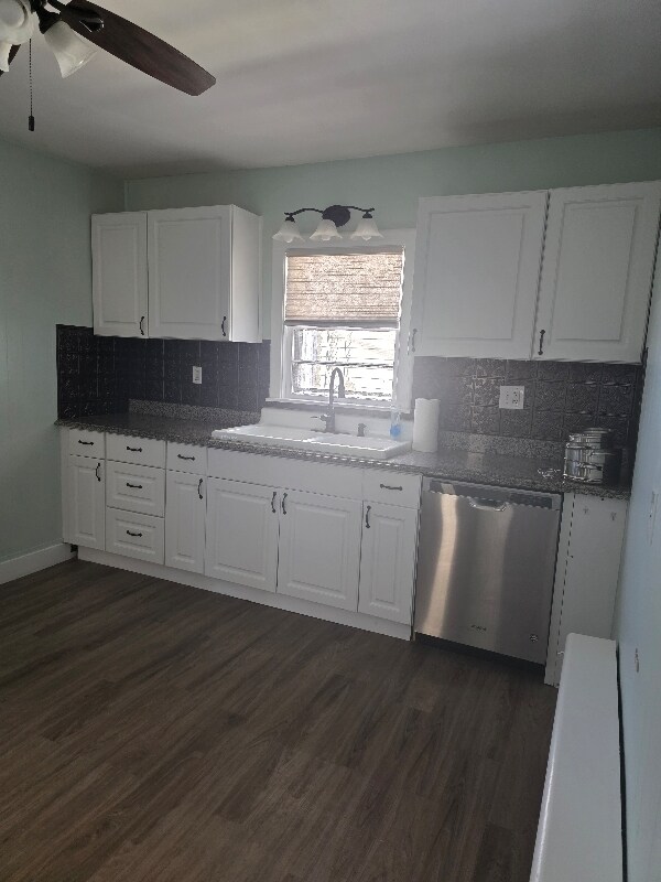 560 Pine St unit 1, Manchester, NH 03104 - photo 4