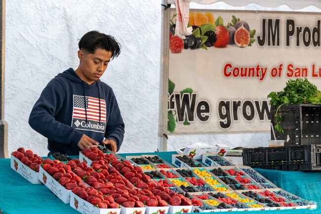 The Montebello night market features fresh local produce.