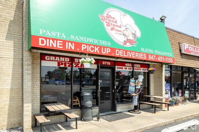 The Grand Stand Pizza provides Franklin Park with authentic Italian cuisine.