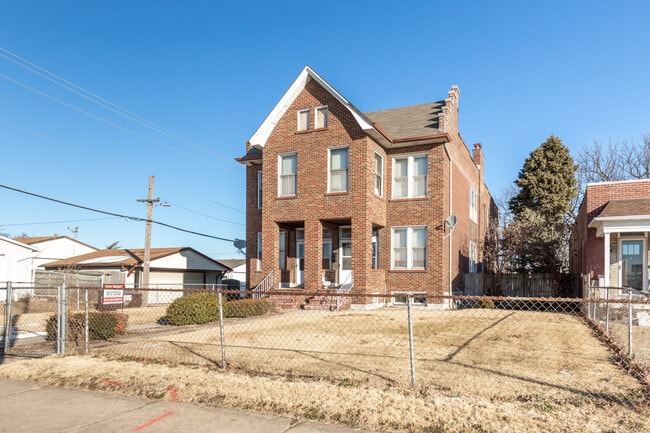 4989 Arsenal St unit 4989A, Saint Louis, MO 63139 - photo 3