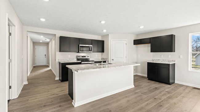 117 Belmont Ct, Williamstown, KY 41097 - photo 2