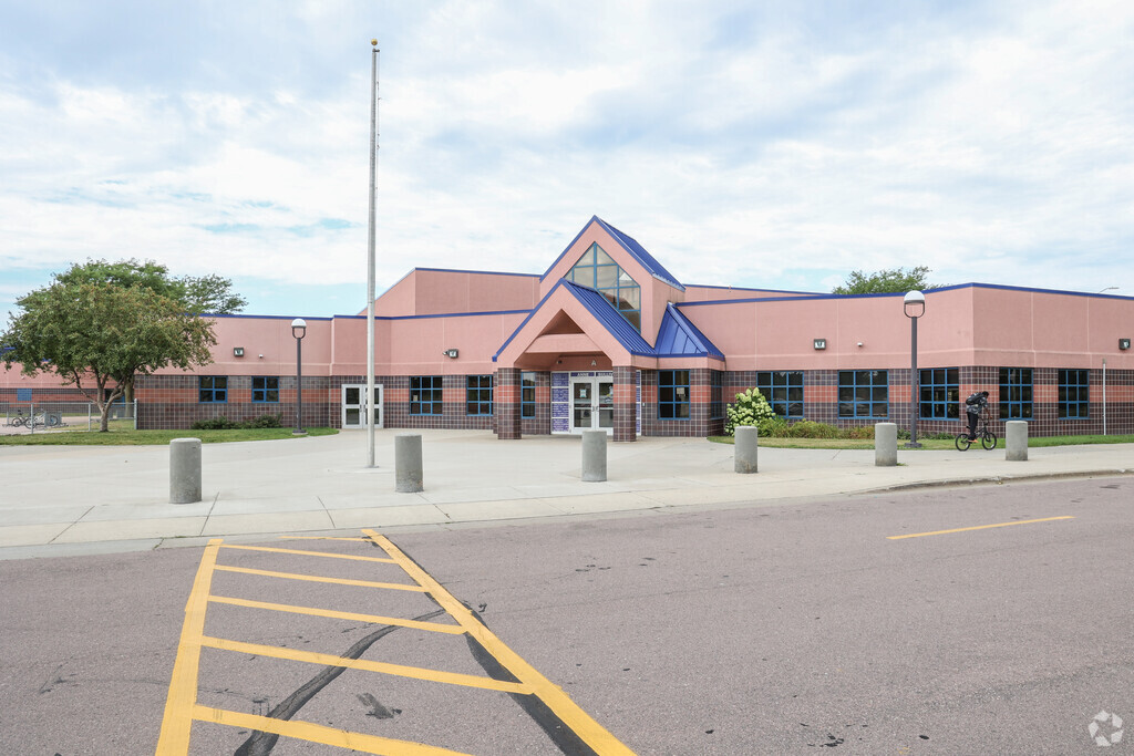 Anne Sullivan Elementary is part of the Sioux Falls Public School district.