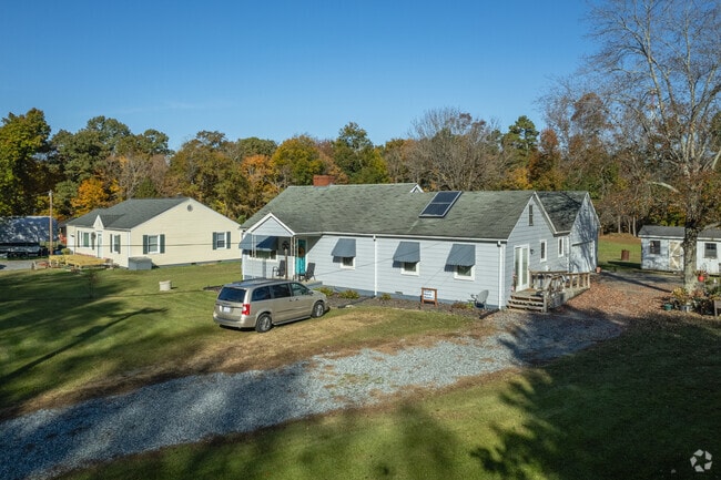 Many properties in Hackett Lake are a mix of minimal traditional and ranch style houses.
