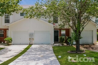 3796 Soapstone Rd, Decatur, GA 30034