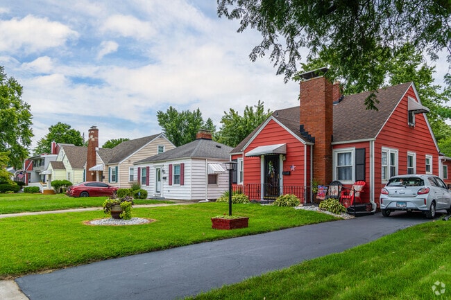 Homes in Oaks often feature tidy lawns.