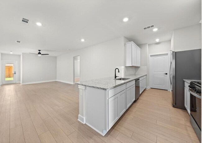 604 Princeton Heights unit 37001999, Princeton, TX 75407 - photo 6