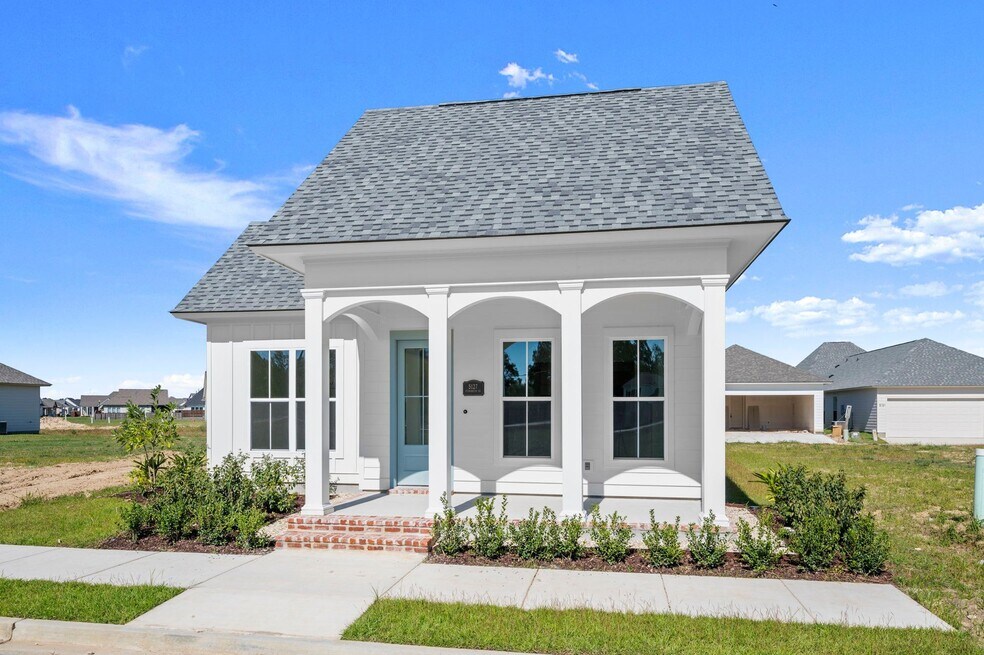 5127 Stonewater Dr, Gonzales, LA 70737 - photo 1