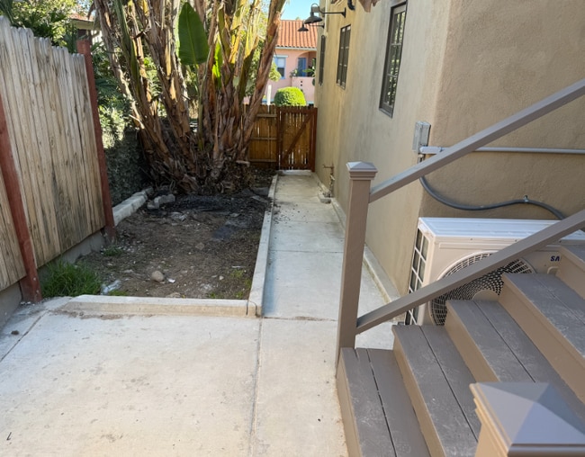 3608 Wilshire Terrace unit Studio, San Diego, CA 92104 - photo 3