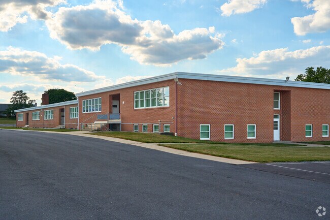 Paradise Mennonite School is a private school in rural Washington County.