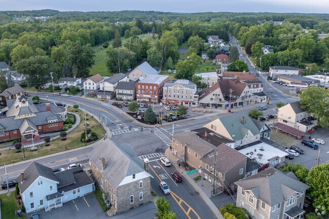 An hour outside of New York City, Blooming Grove offers scenic pastures and popular attractions.
