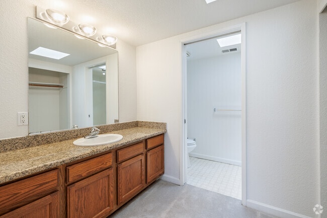 Sycamore Green Apartments, Concord, CA 94518 - photo 4