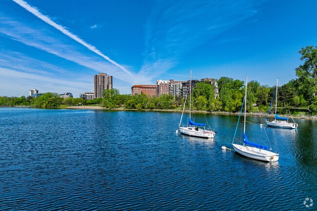 The Minneapolis Sailing School offers rentals and classes on Bde Maka Ska.