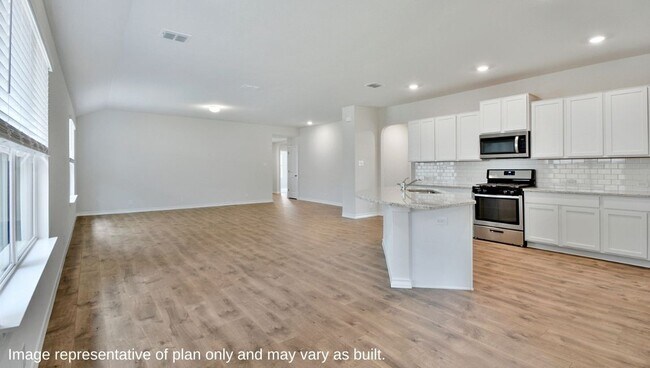 5032 Rancagua, Converse, TX 78109 - photo 3