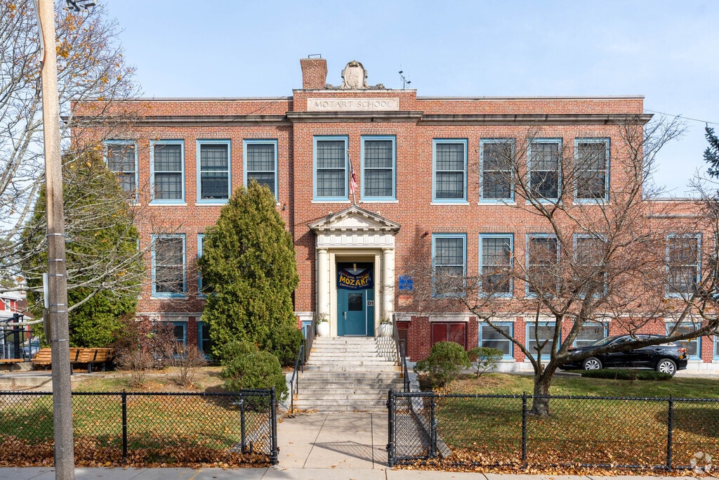 The Wolfgang Mozart Elementary School provides education for students in Roslindale.