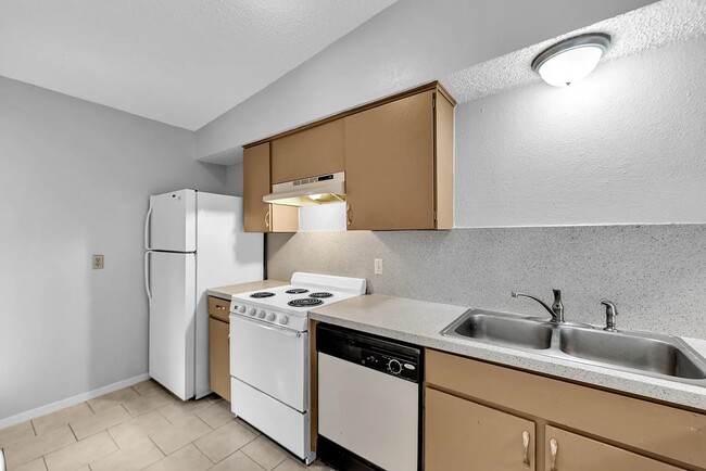 803 Oakland St unit 1, Denton, TX 76201 - photo 4