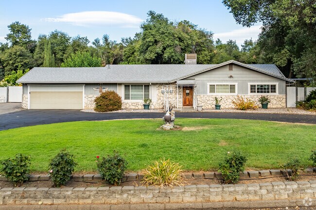 Large ranch-style homes in Alta Mesa cost between $600,000 to $700,000.